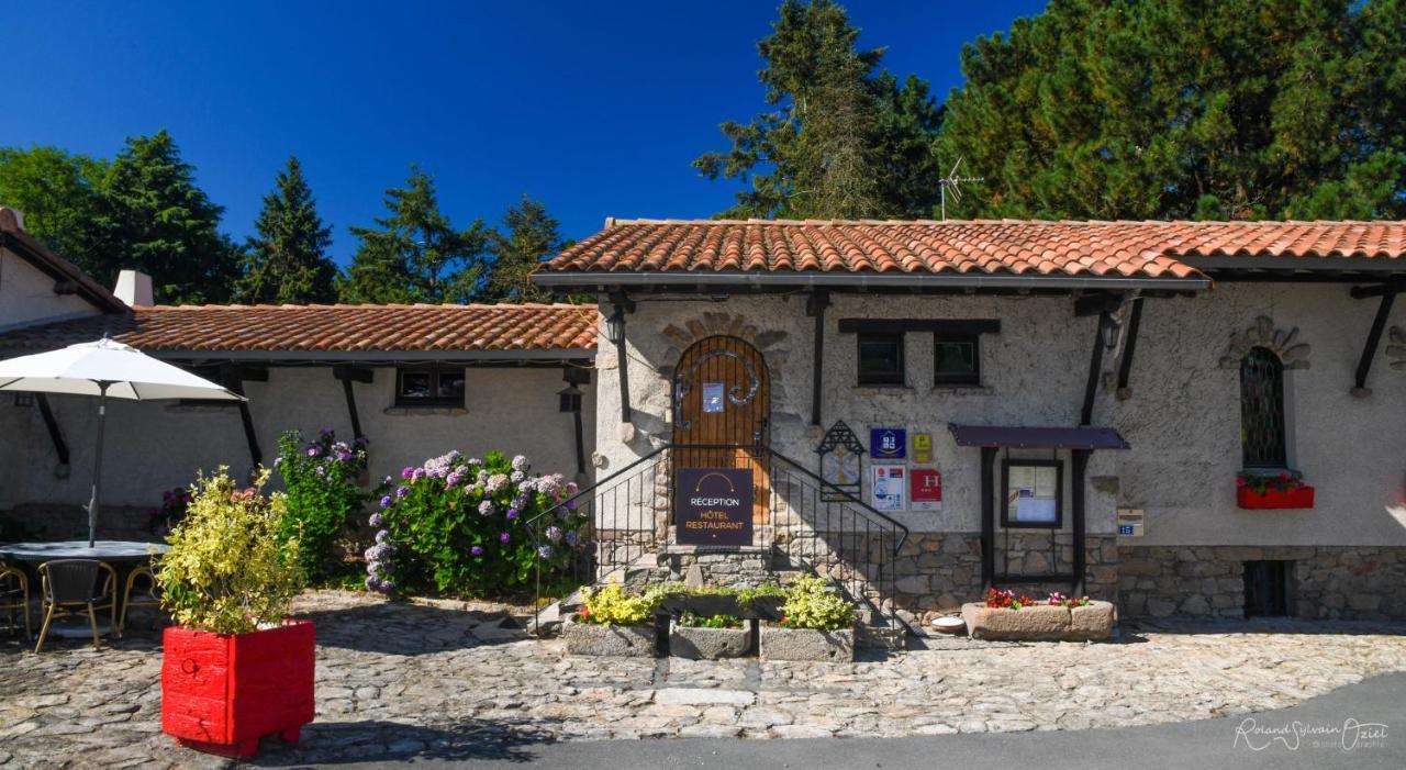 Logis Hotel La Chaumiere Saint-Laurent-sur-Sevre Exterior photo